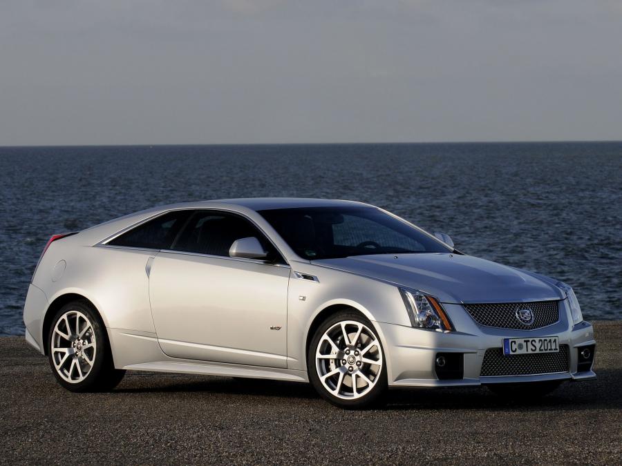  Cadillac CTS-V Coupe 2010 года  (EU) (фото 12 из 20)
